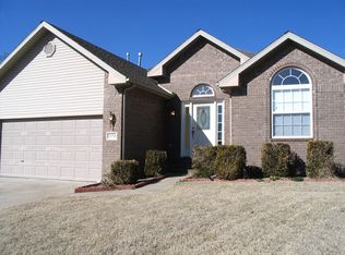 3150 Amberwood St, Springdale, AR 72762