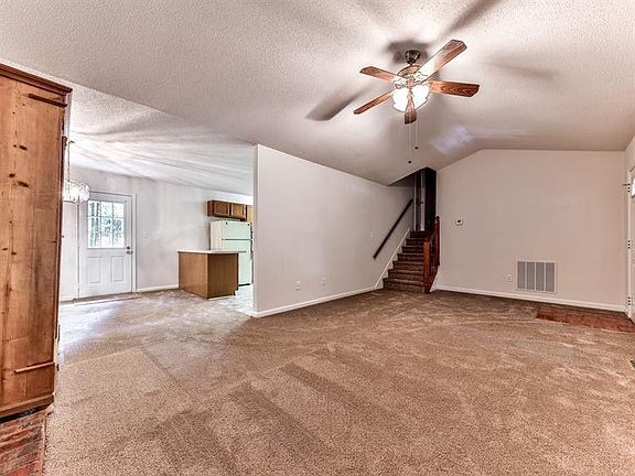 4th image of 144 Richaven Pl