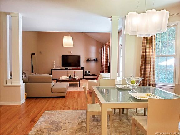 4th image of 109 Governor Trumbull Way #109