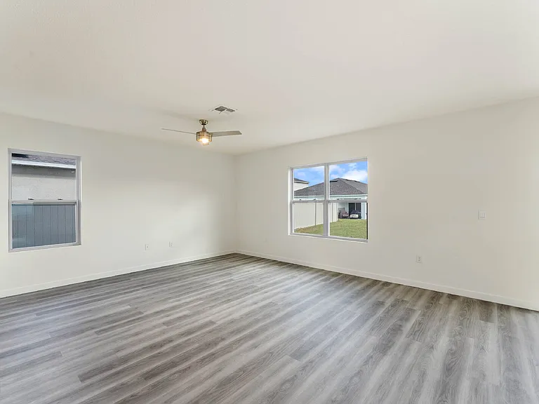 419 Tanis Ave — Photo 5