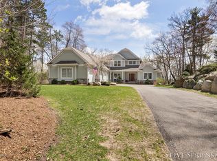 2900 Overlook Summit Dr SE #10, Grand Rapids, MI 49546
