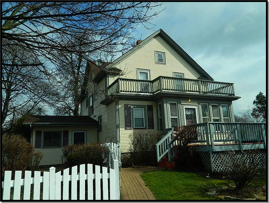 619 E Maple Ave photo 1