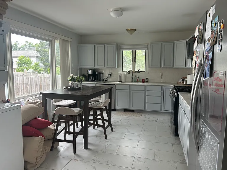 41 Avery St #3 — Photo 10