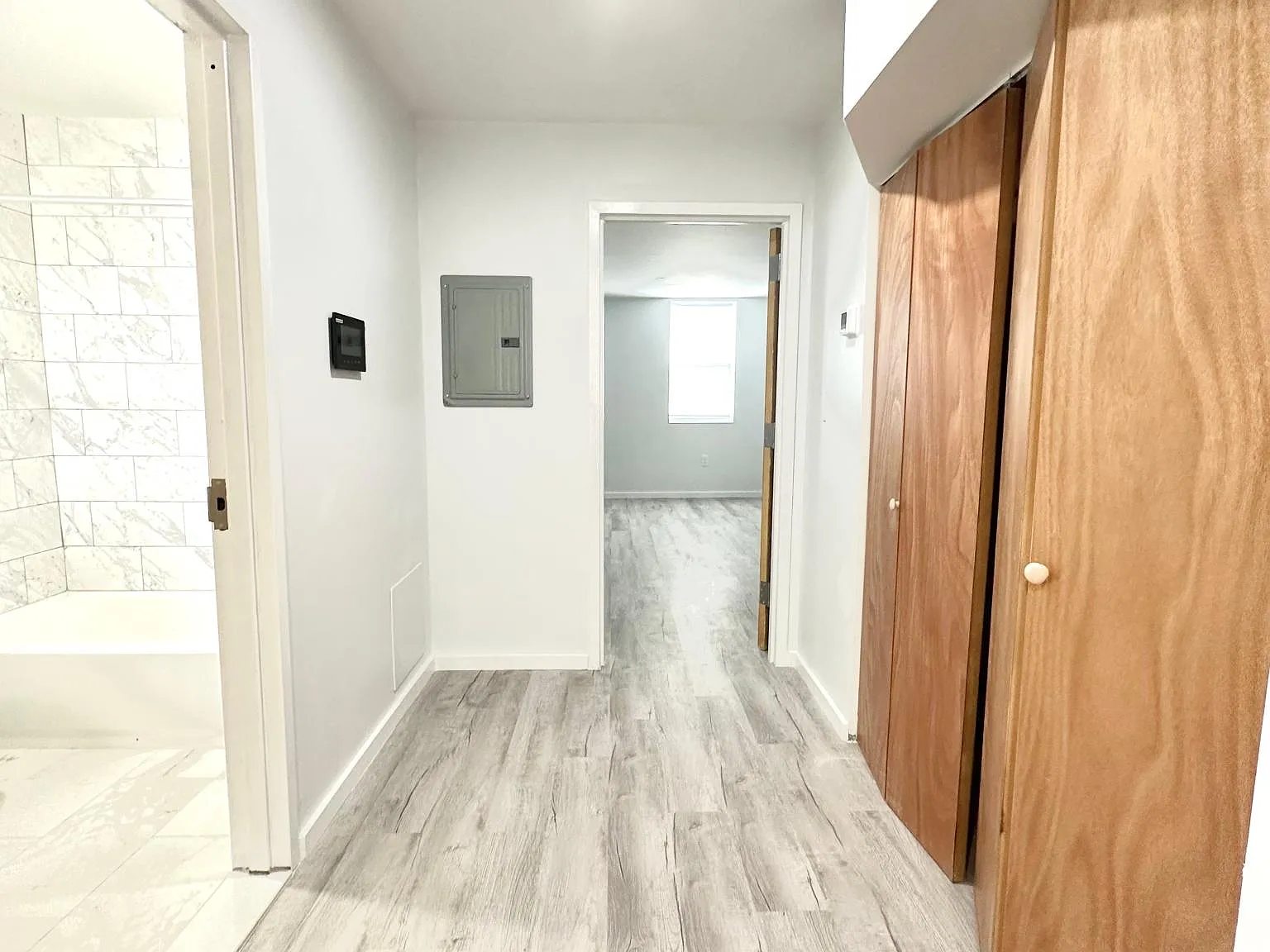 1 bed, 555 sqft, $1,380 — Photo 4