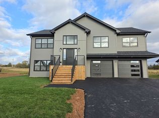 64 Kingsburgh Ave, Charlottetown, PE C1E 0G2