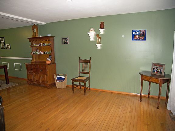 2nd image of 5961 Jerusalem Dr
