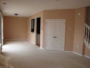 living room/dining room