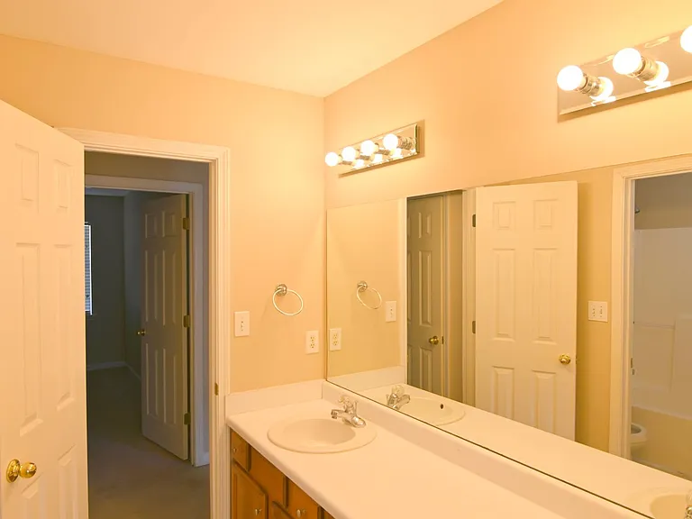 Second Bath shared with bedroom 1 & 2