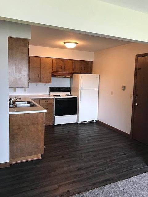 2nd image of 36264 Kopp St APT 7