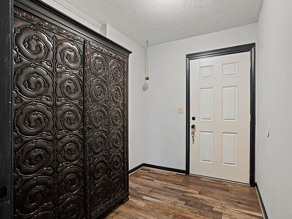 4th image of 108 Beaverdale Ct