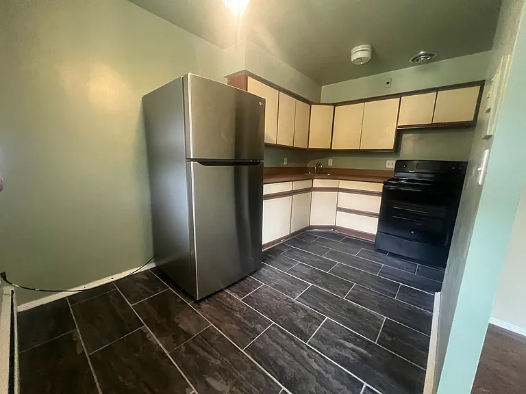 4270 Delridge Dr #2 — Photo 3