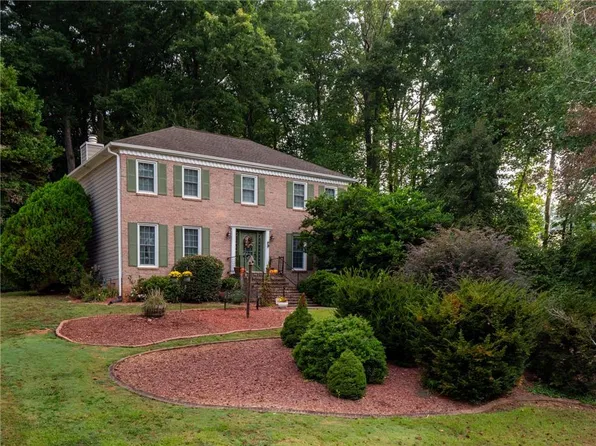805 Cobbler St, Woodstock, GA 30189