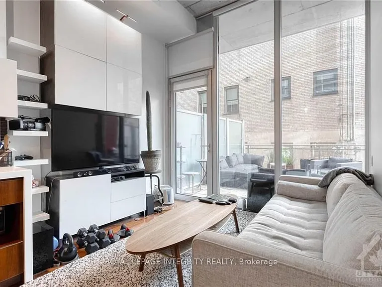 340 McLeod St #113 — Photo 10