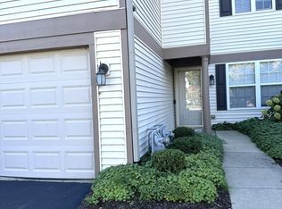 2607 Sheehan Ct UNIT 102, Naperville, IL 60564