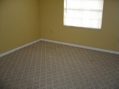 2nd image of 1324 E Fort King St APT 1