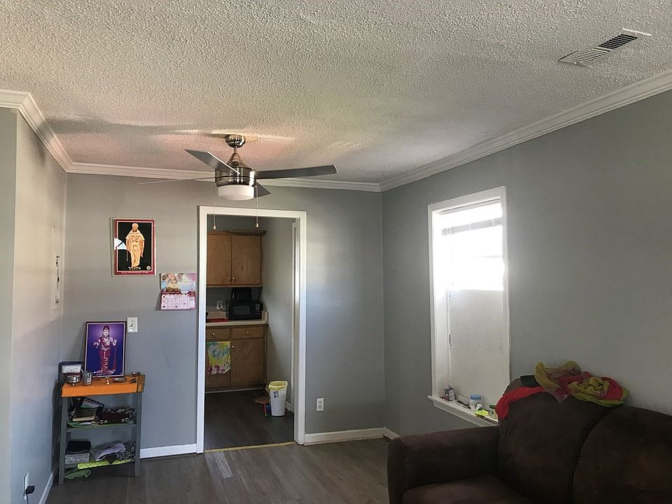 2nd image of 617 N 2nd Ave