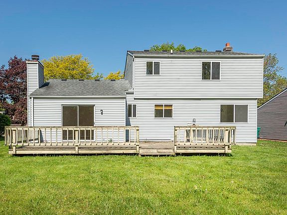 4th image of 5665 Caren Dr