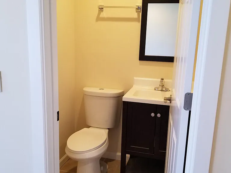 5728 Roosevelt Way NE — Photo 7