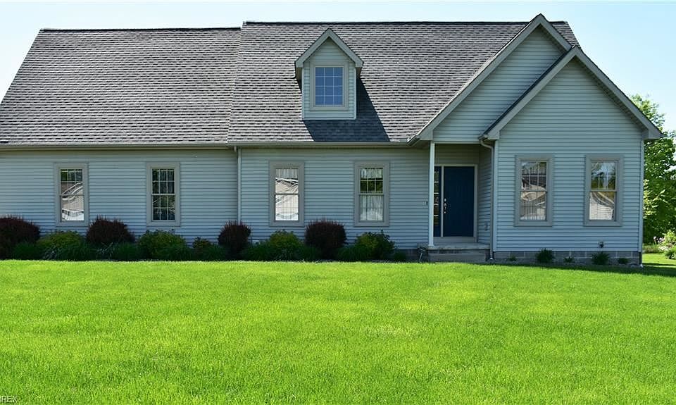 1st image of 1214 Cross Dr