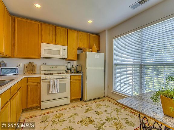 3rd image of 11205 Edson Park Pl APT 48