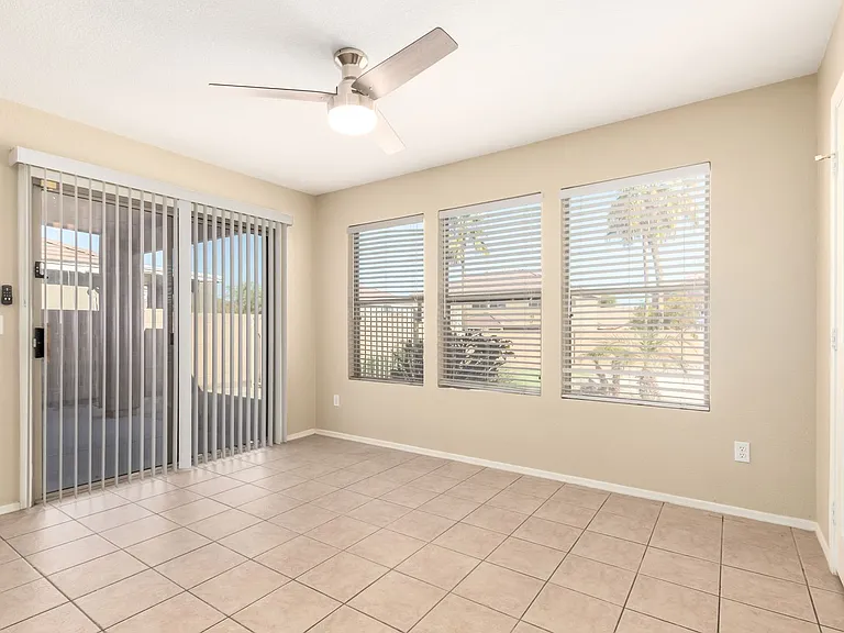 1310 E Beth Dr — Photo 14