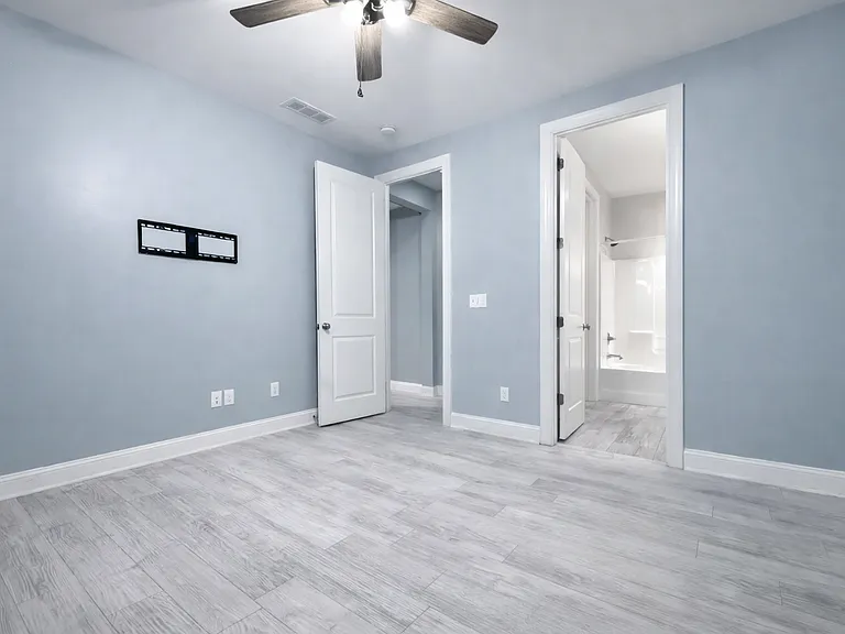 4243 Island Fox Ln — Photo 14