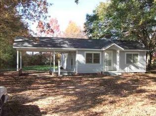 1907 Woodlawn Rd, Greenwood, SC 29649