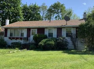 10 Cotton Way, Poughkeepsie, NY 12603