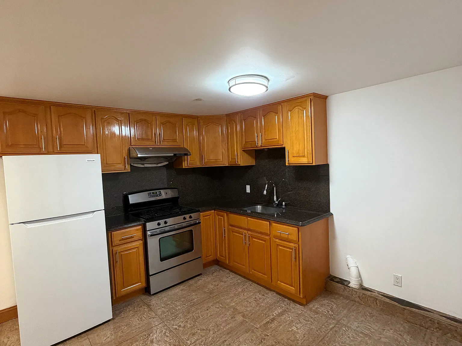 1 bed, $2,295 — Photo 3