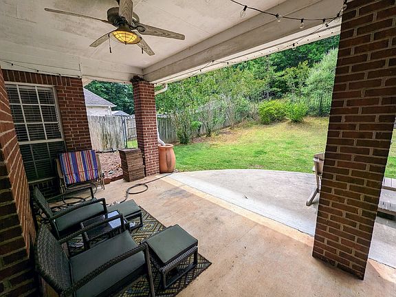 5th image of 906 Bonnie Blue Dr
