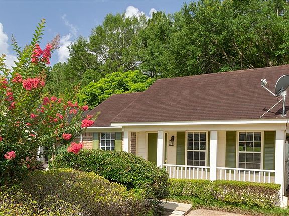 3rd image of 3552 Pepper Ridge Dr