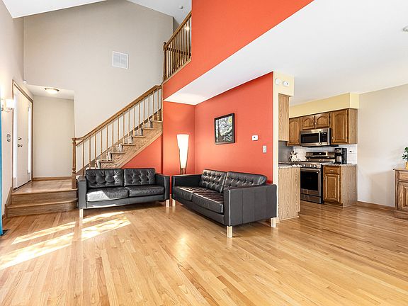3rd image of 1512 Barrymore Dr #1512
