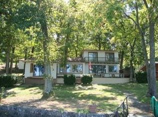 28658 Moffitt Pt, Gravois Mills, MO 65037