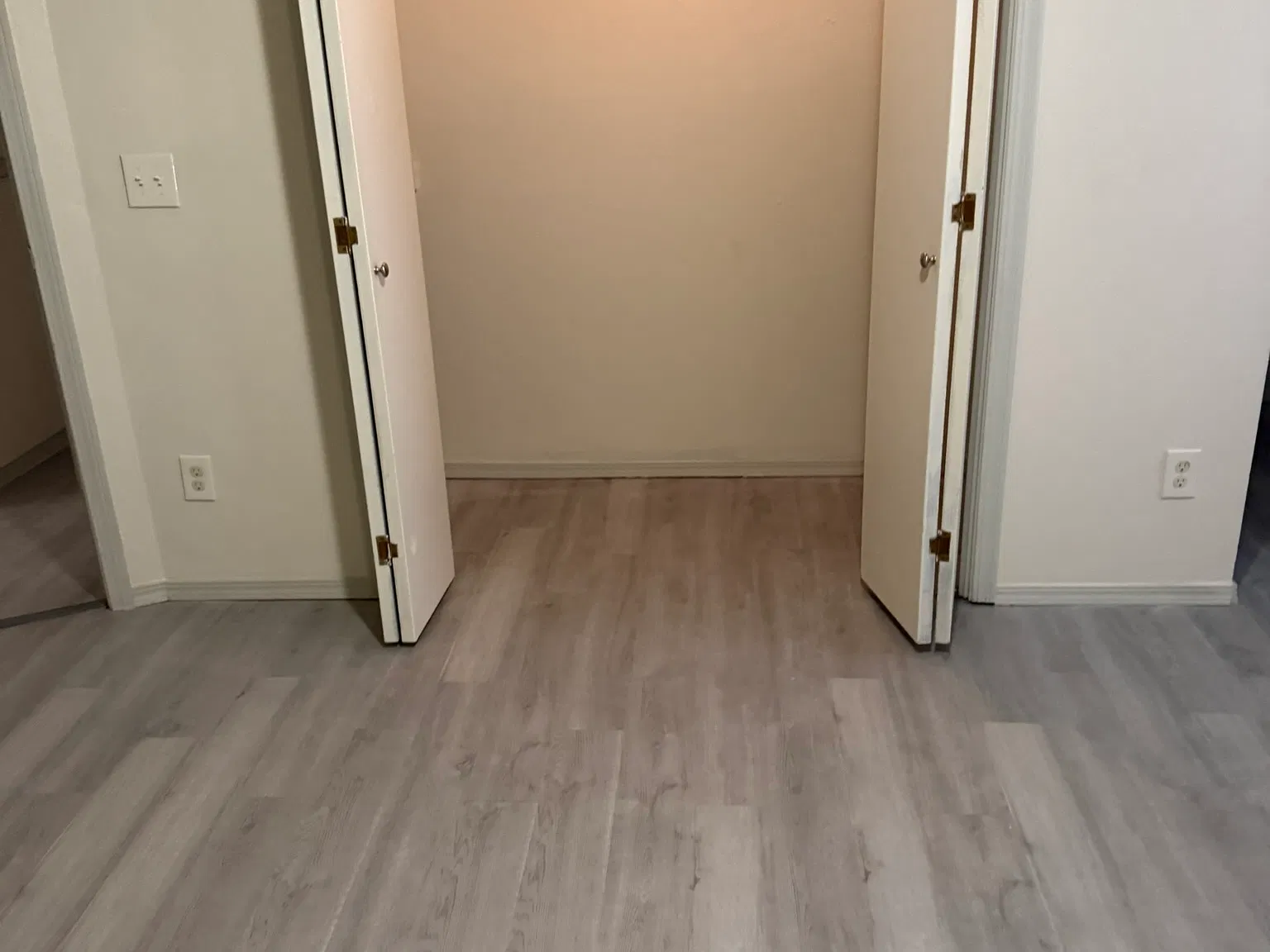 3713 SE 48th Pl — Photo 3