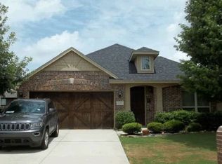 323 Tumbleweed Trl, Waxahachie, TX 75165