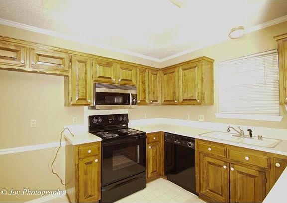 3rd image of 501 N 37th Pl