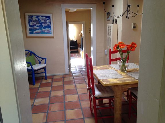 5th image of 713 Galisteo St