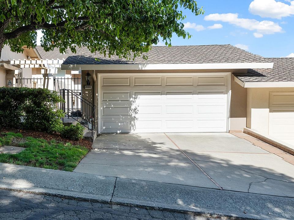 1st image of 14662 Stoneridge Dr