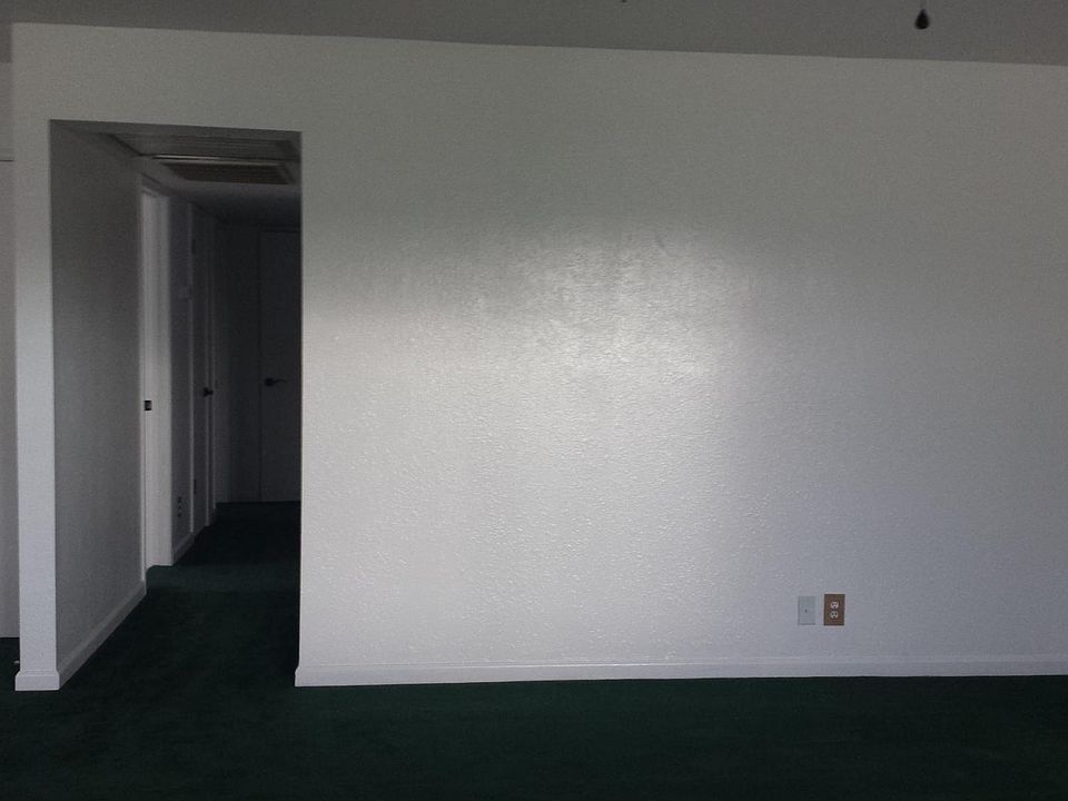 2nd image of 2103 N Douty St