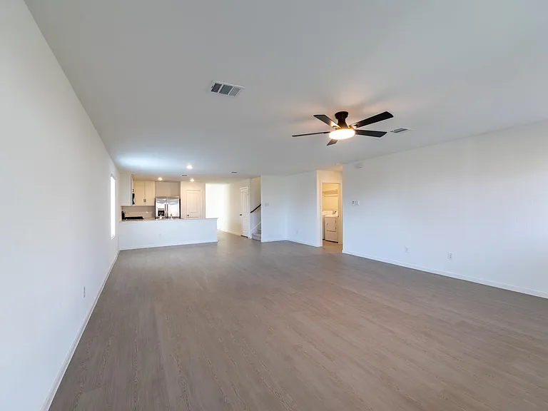 2074 Solstice Landing Dr — Photo 9