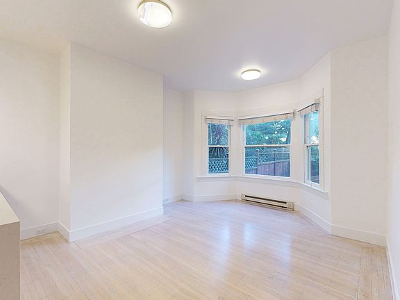 5th image of 326 Pierce St APT 1