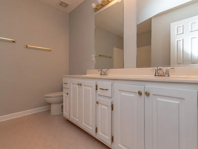 2336 Helsinki Dr — Photo 18