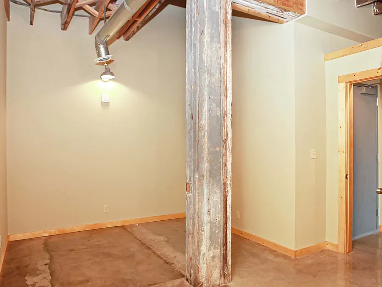 724 S Main Ave #23 — Photo 31