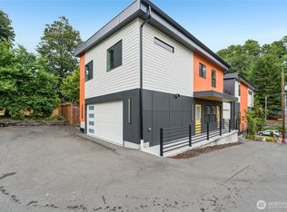 6025 47th Ave S #B, Seattle, WA 98118