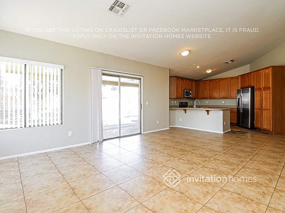 5th image of 7940 E Caballero St