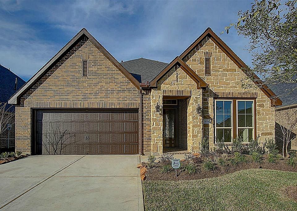 1st image of 29314 Wood Lily Dr