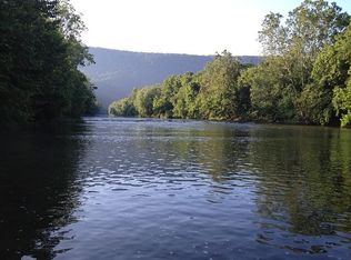 471 Indian Camp Trl, Maurertown, VA 22644