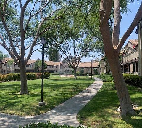 Well-cared_for, gated community in Rancho Cucamonga