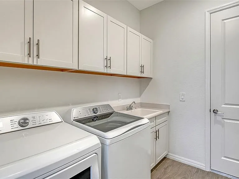 17160 Albatross Rd — Photo 34