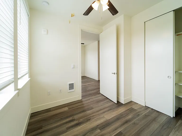 Janie Apartments — Photo 51